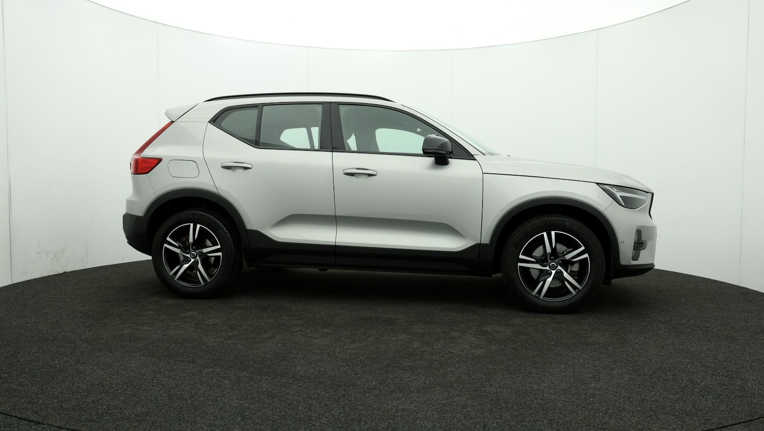 Used Volvo XC40 2023 for sale - 76809511: Photo 35