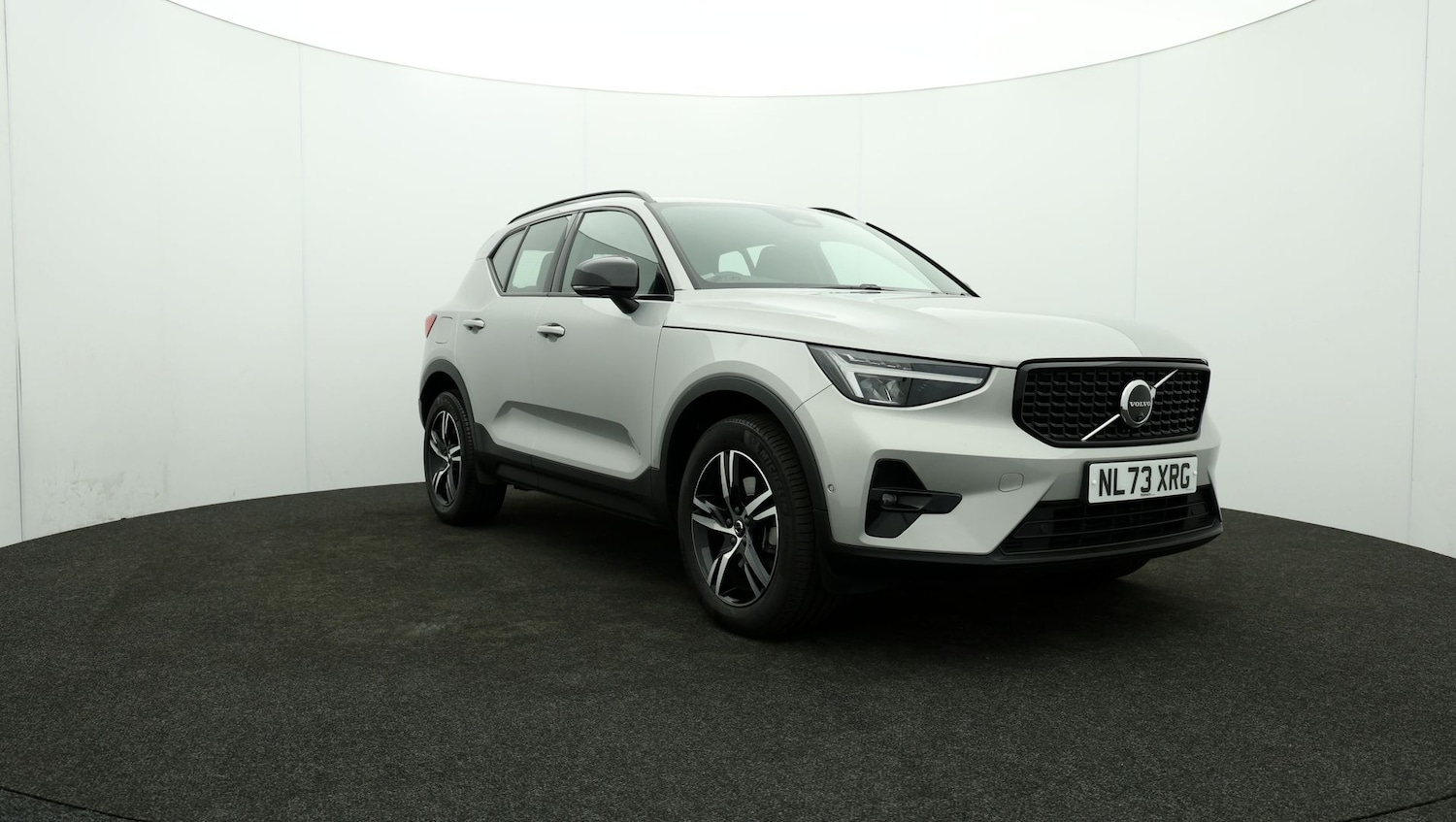 Used Volvo XC40 2023 for sale - 76809511: Photo 43