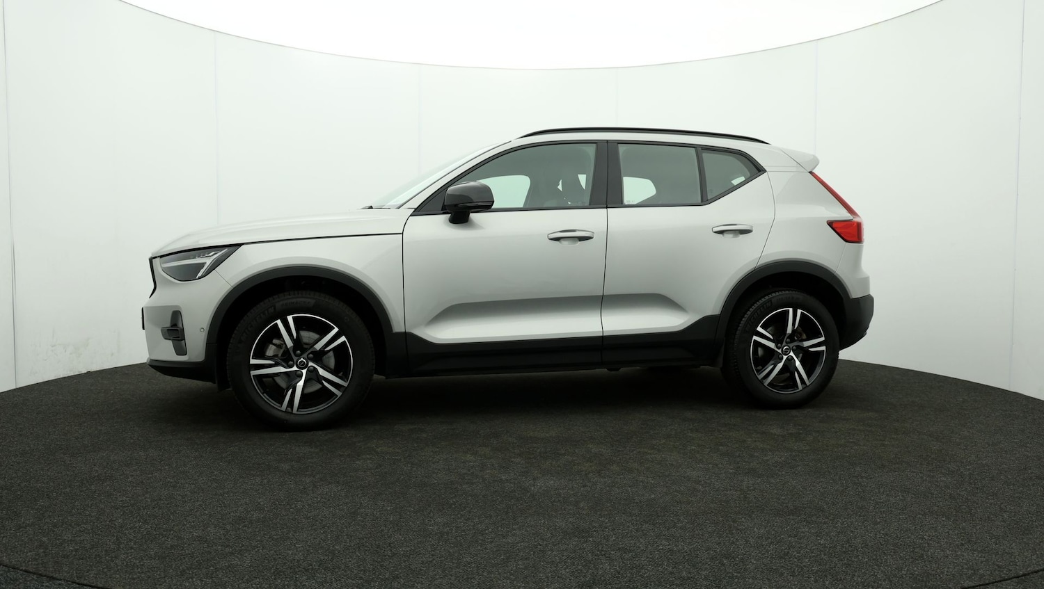 Used Volvo XC40 2023 for sale - 76809511: Photo 61
