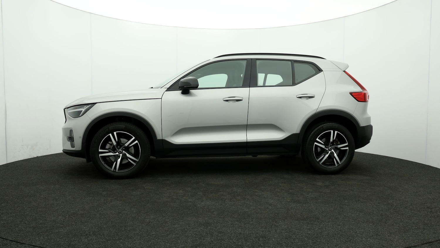 Used Volvo XC40 2023 for sale - 76809511: Photo 62