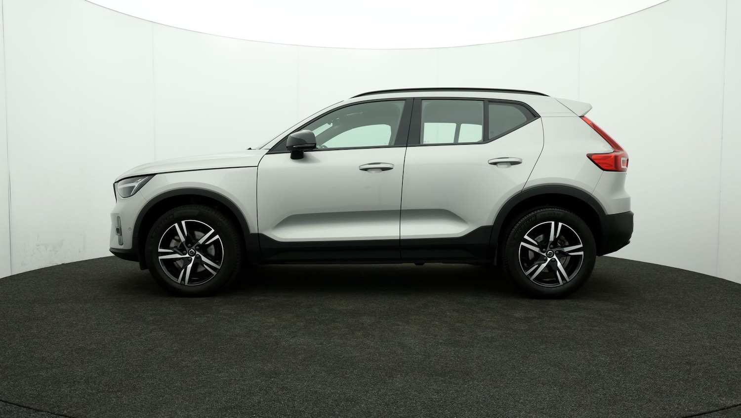 Used Volvo XC40 2023 for sale - 76809511: Photo 63