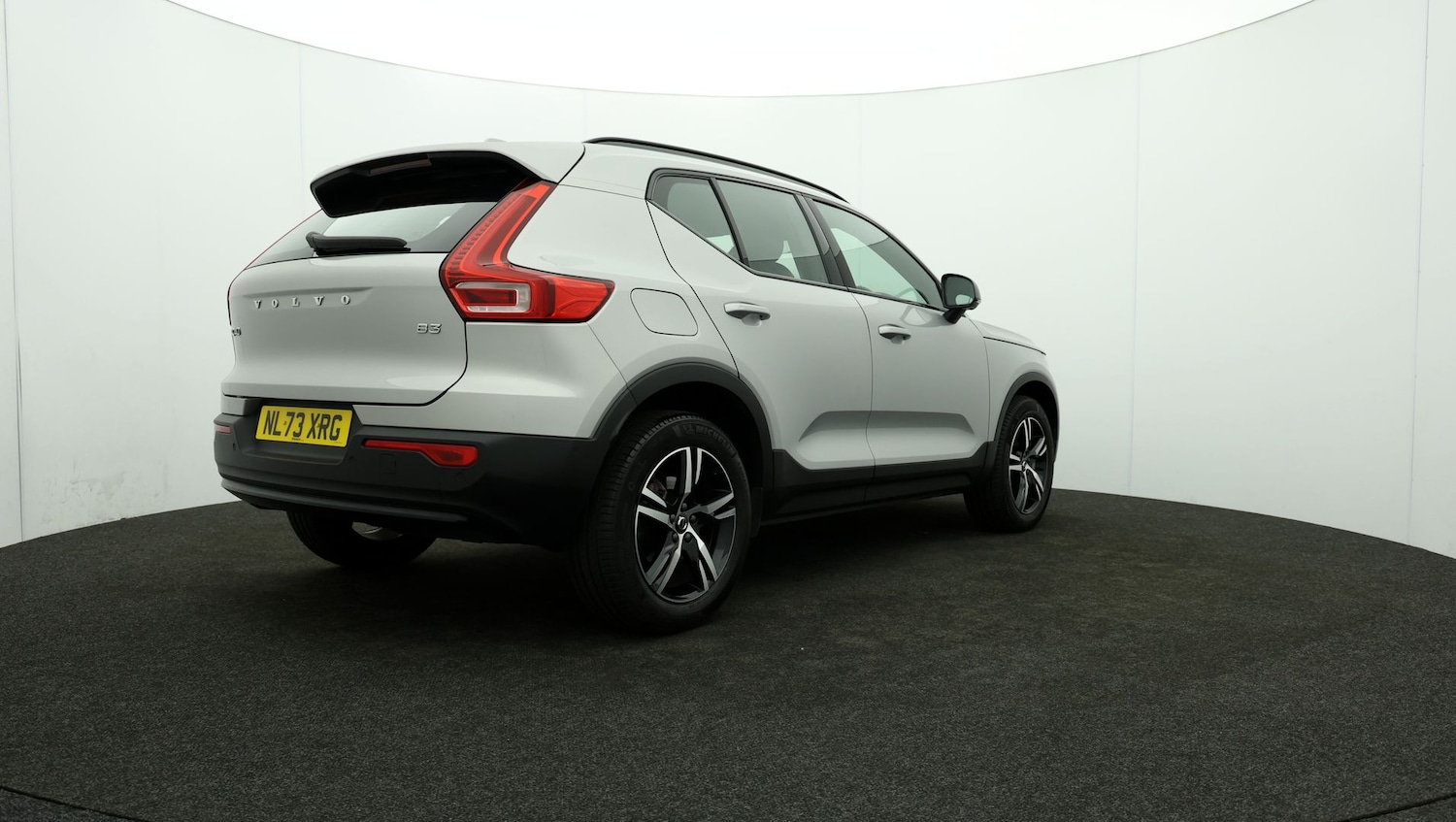 Used Volvo XC40 2023 for sale - 76809511: Photo 77