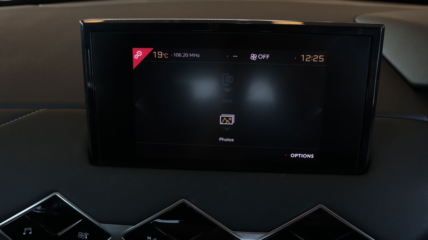 Used DS Automobiles DS 3 Crossback 2022 for sale - 77935908: Photo 11