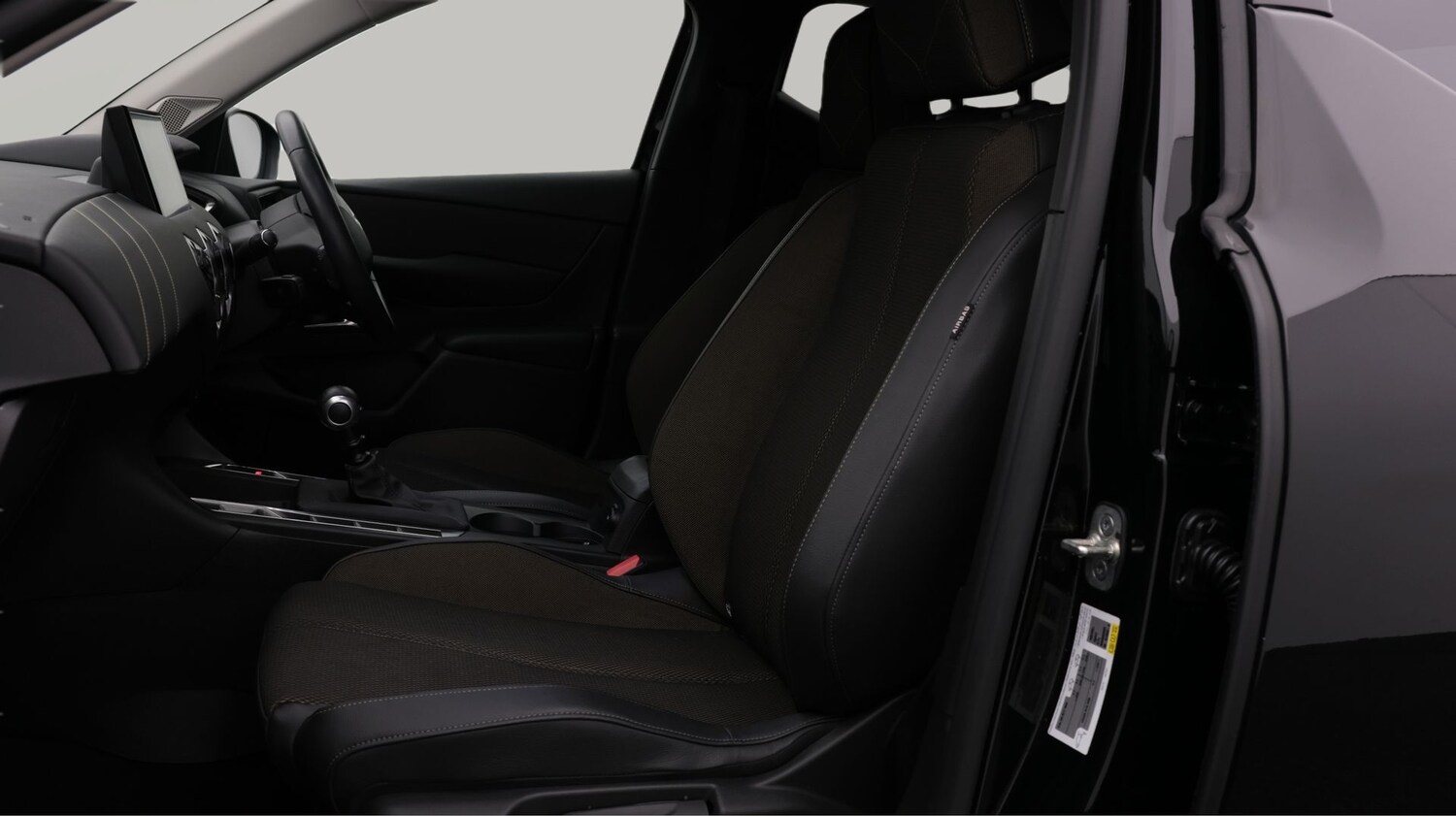 Used DS Automobiles DS 3 Crossback 2022 for sale - 77935908: Photo 14