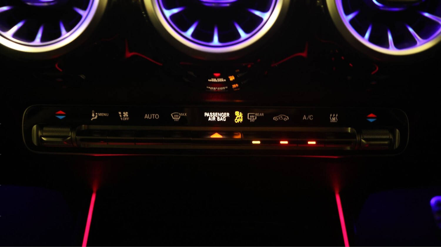 Used Mercedes-Benz EQB for sale - 77306383: Photo 12