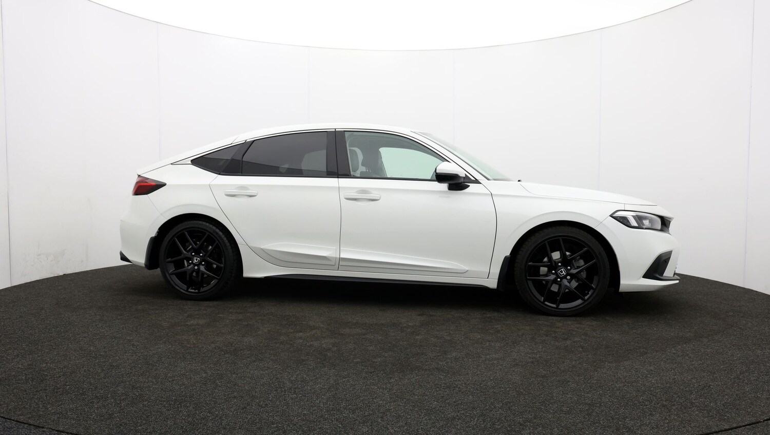 Used Honda Civic for sale - 76810125: Photo 35