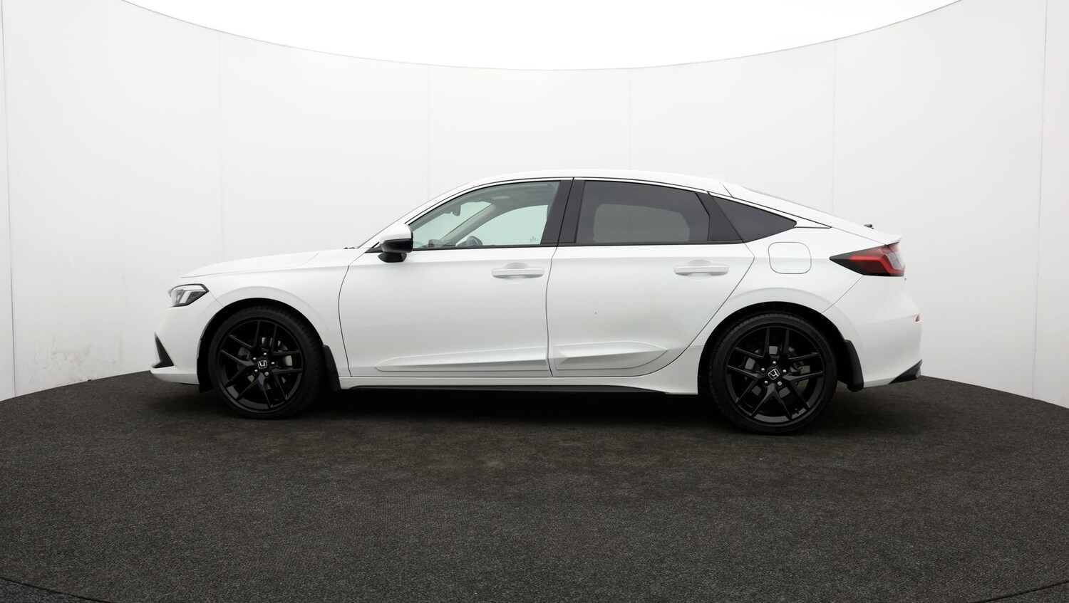 Used Honda Civic for sale - 76810125: Photo 64