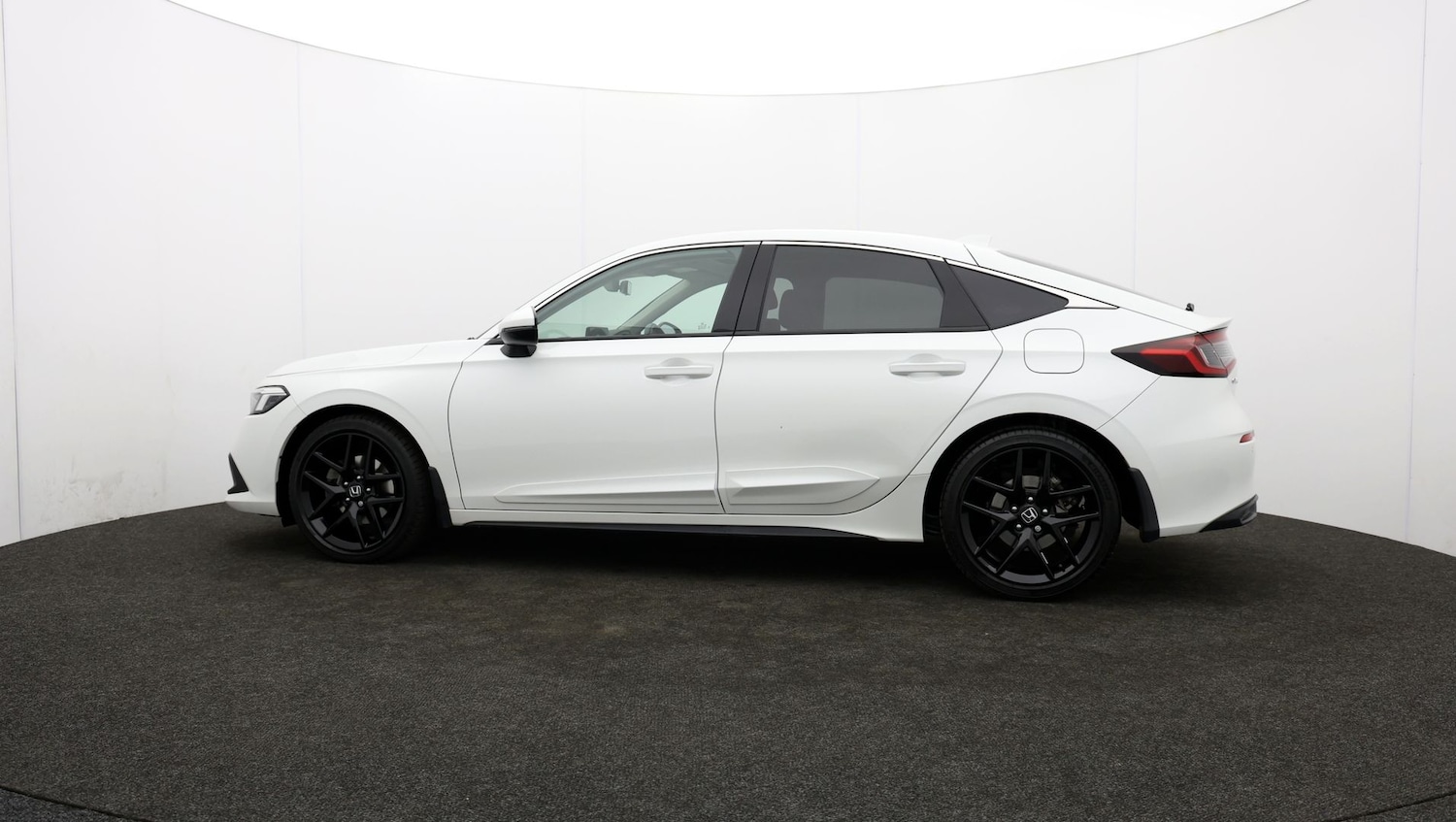 Used Honda Civic for sale - 76810125: Photo 65