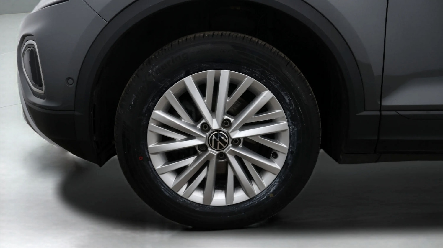 Used Volkswagen T-Roc 2023 for sale - 77435555: Photo 18