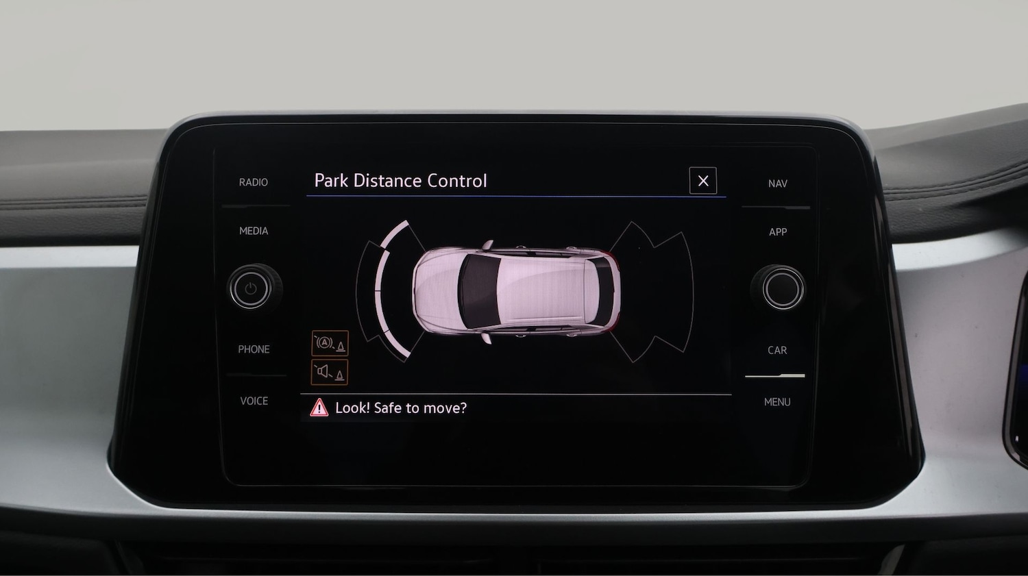 Used Volkswagen T-Roc 2023 for sale - 77435555: Photo 24