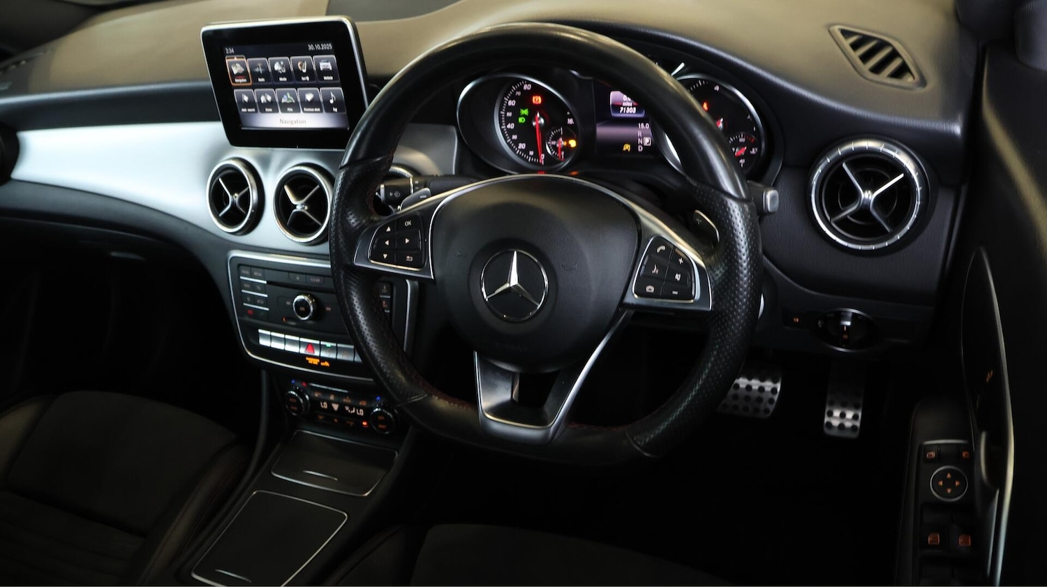 Used Mercedes-Benz CLA 2017 for sale - 76425844: Photo 10