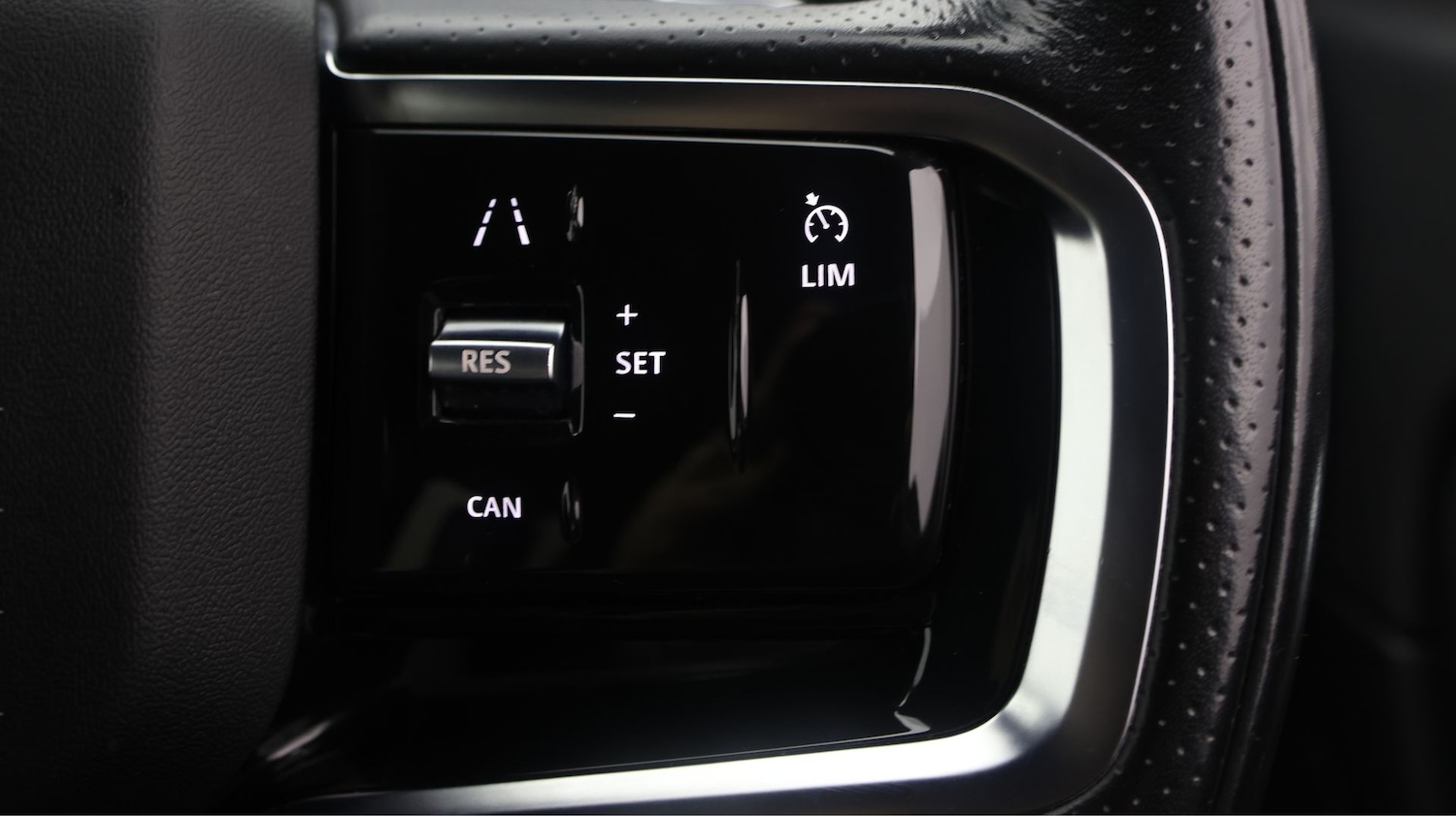 Used Land Rover Discovery Sport 2021 for sale - 77230758: Photo 23