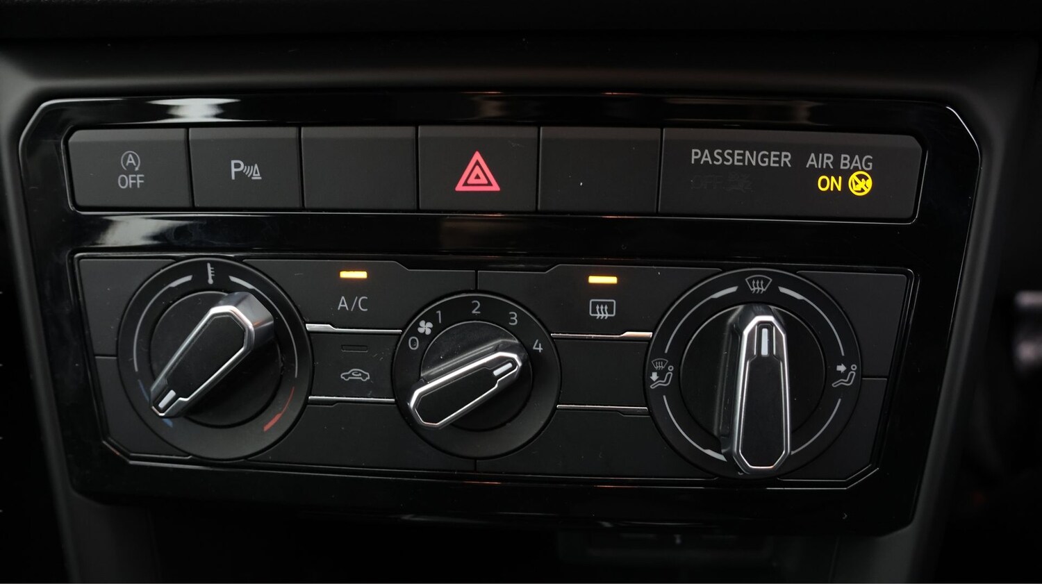 Used Volkswagen T-Cross 2021 for sale - 77901418: Photo 12