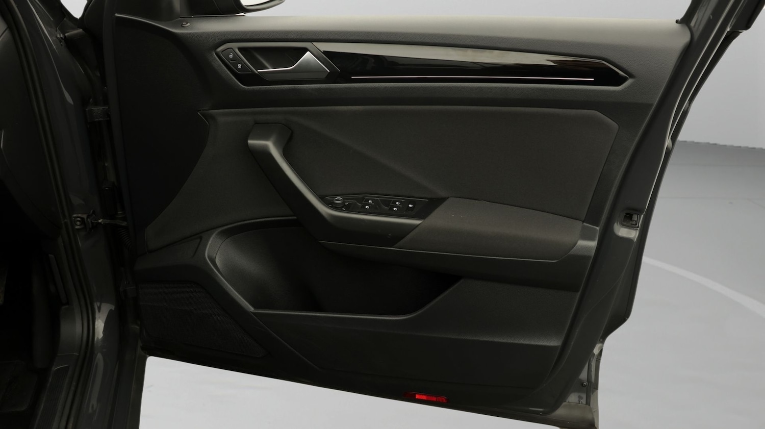 Used Volkswagen T-Roc 2022 for sale - 77719064: Photo 15