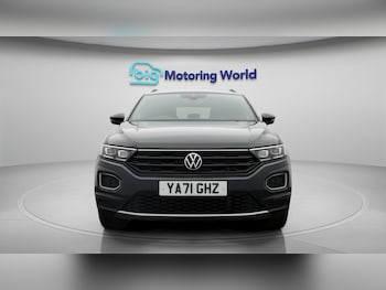 Used Volkswagen T-Roc 2022 for sale - 77719064: Photo