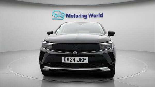 Used Vauxhall Grandland 2024 for sale - 75601316: Photo 3