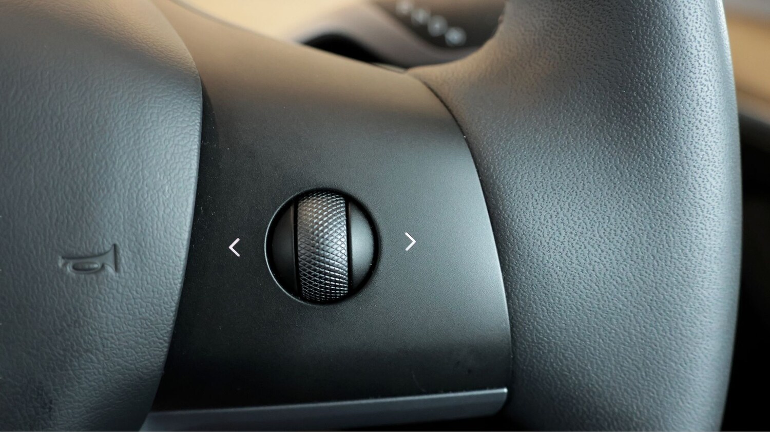 Used Tesla Model Y 2023 for sale - 77852706: Photo 23