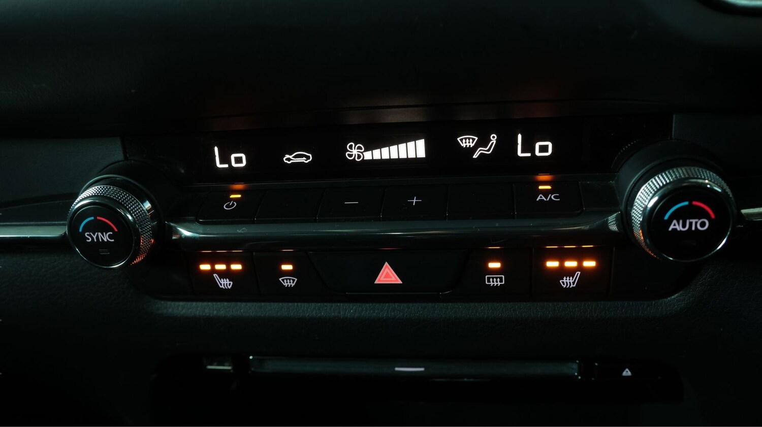 Used Mazda CX-30 2020 for sale - 77840787: Photo 12