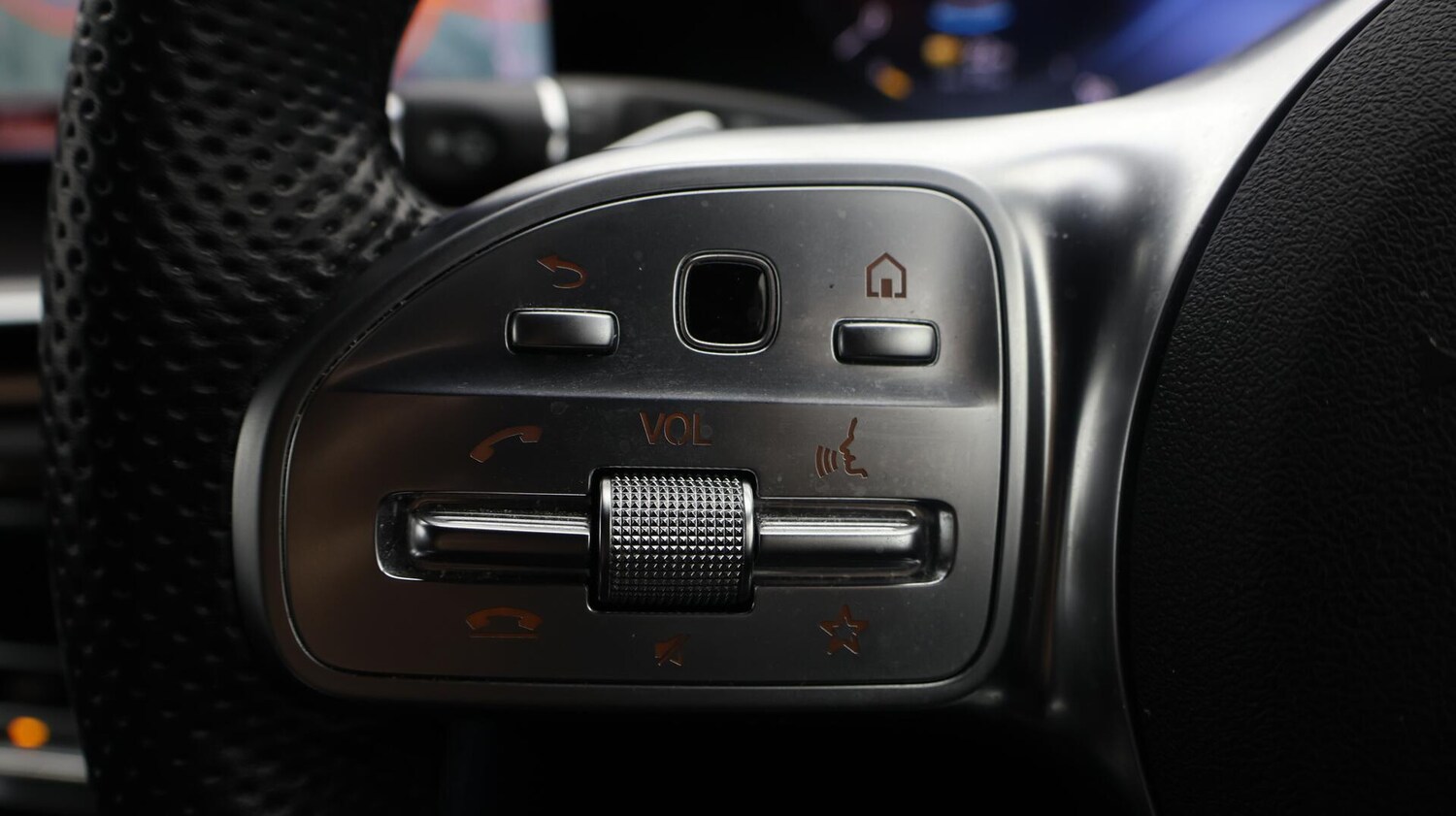 Used Mercedes-Benz EQC 2022 for sale - 76549836: Photo 24