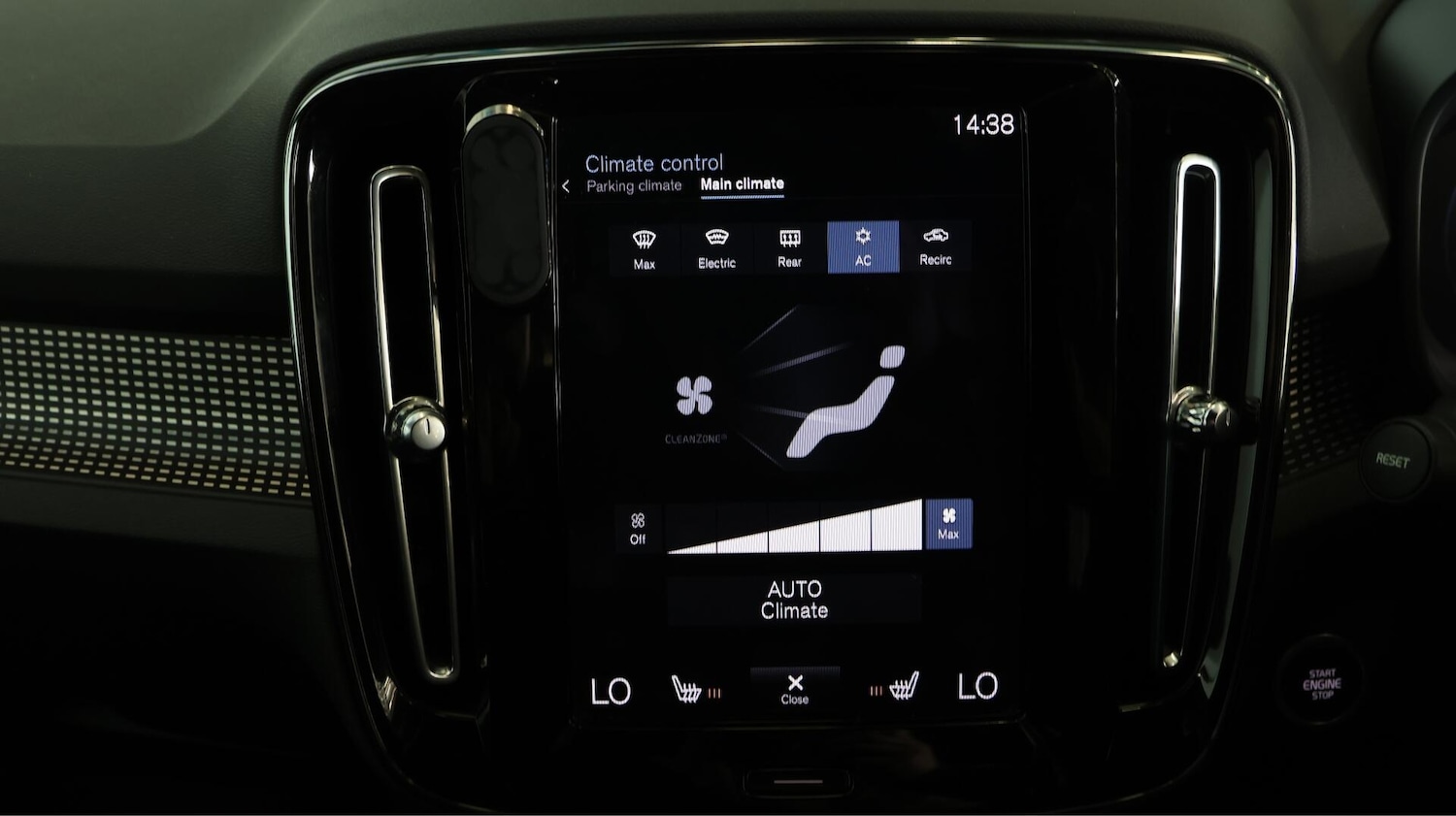 Used Volvo XC40 2021 for sale - 76371669: Photo 13