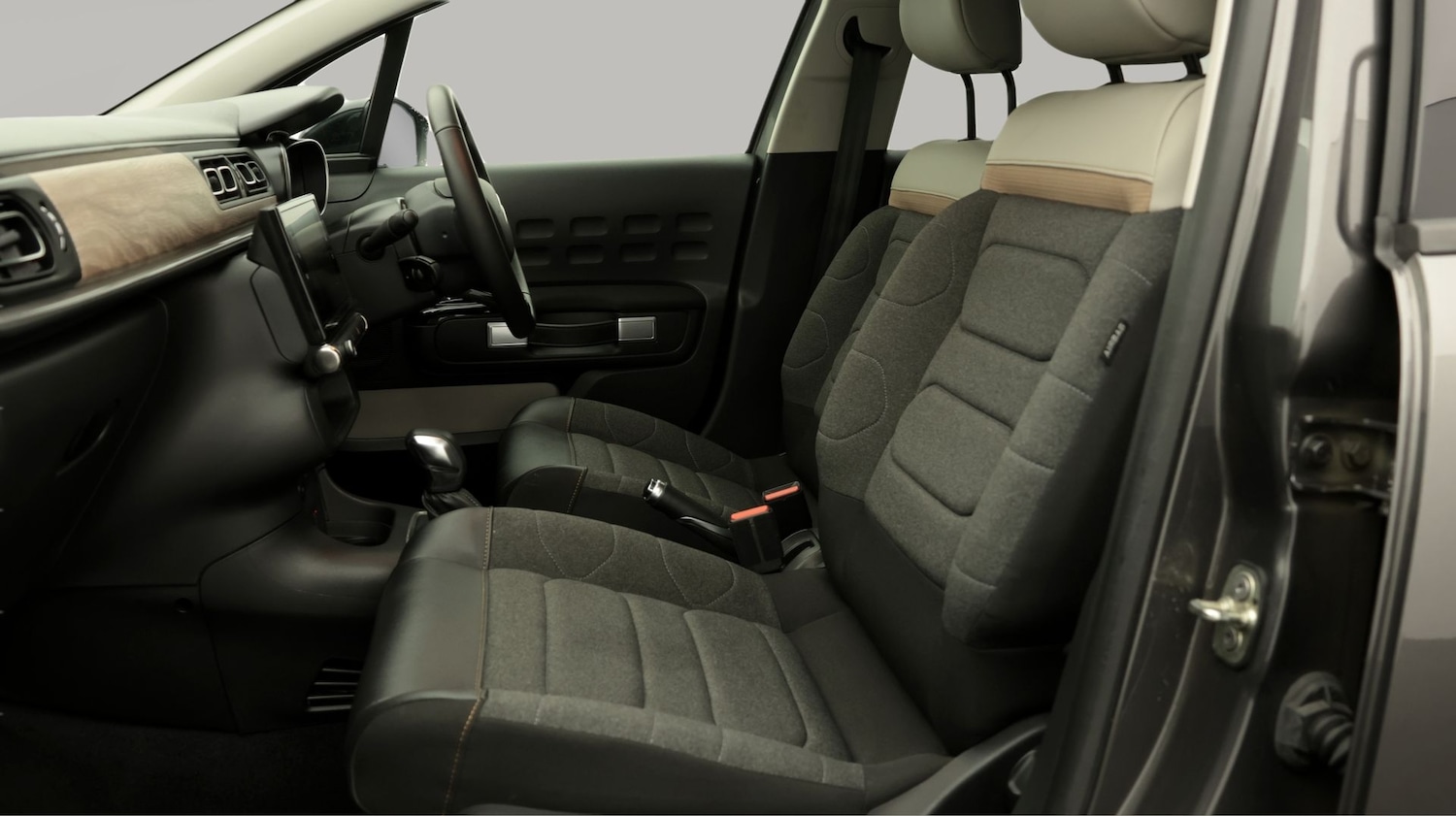 Used Citroen C3 2024 for sale - 77690948: Photo 14