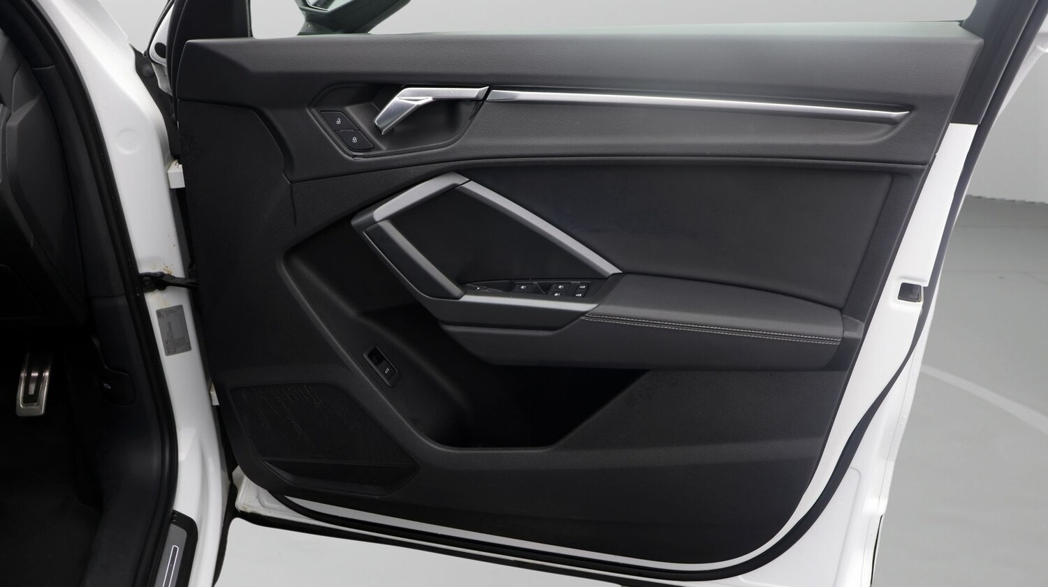 Used Audi Q3 2020 for sale - 77285395: Photo 15