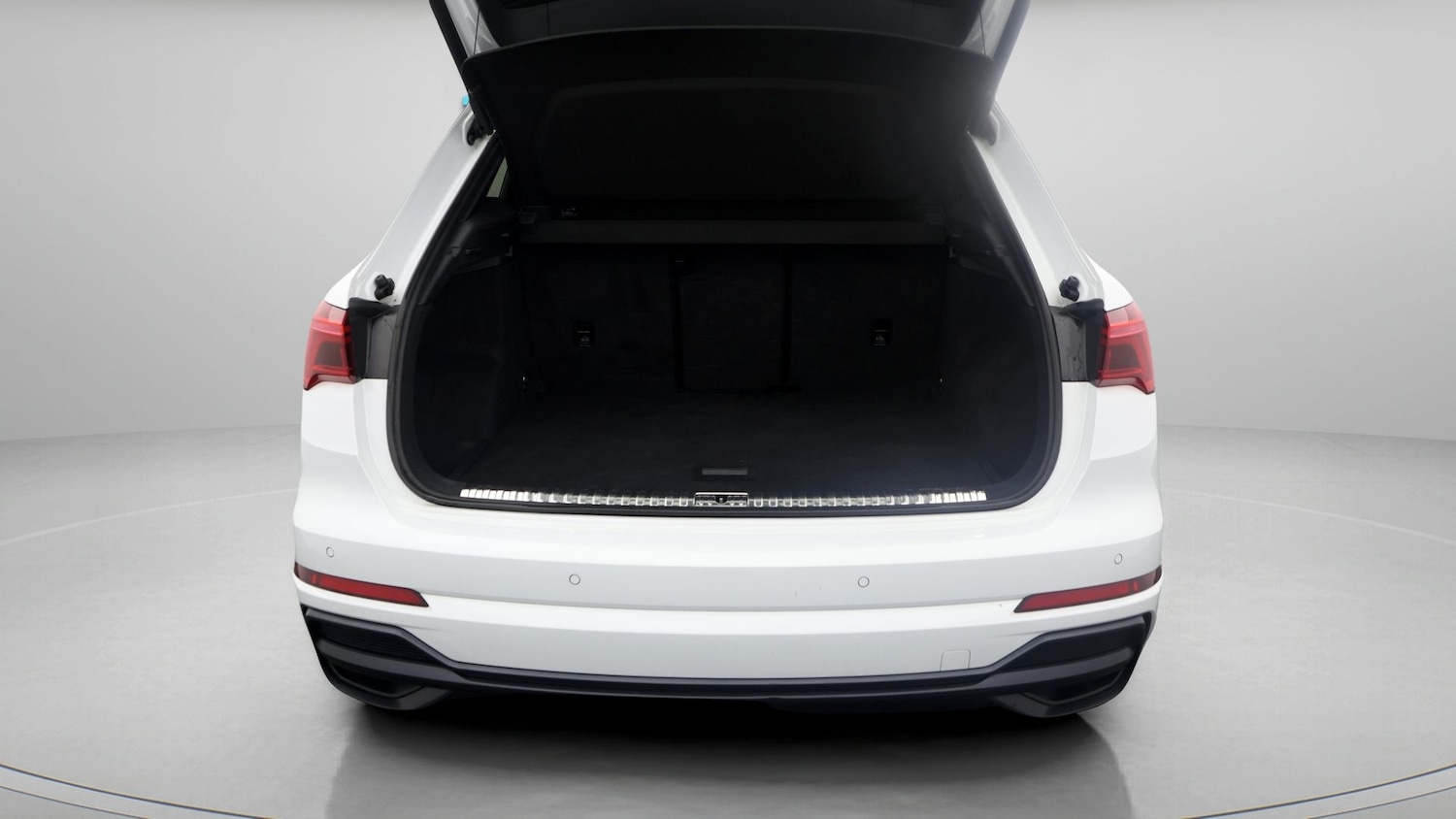 Used Audi Q3 2020 for sale - 77285395: Photo 17