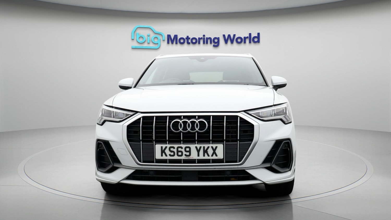 Used Audi Q3 2020 for sale - 77285395: Photo 2