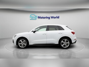 Used Audi Q3 2020 for sale - 77285395: Photo