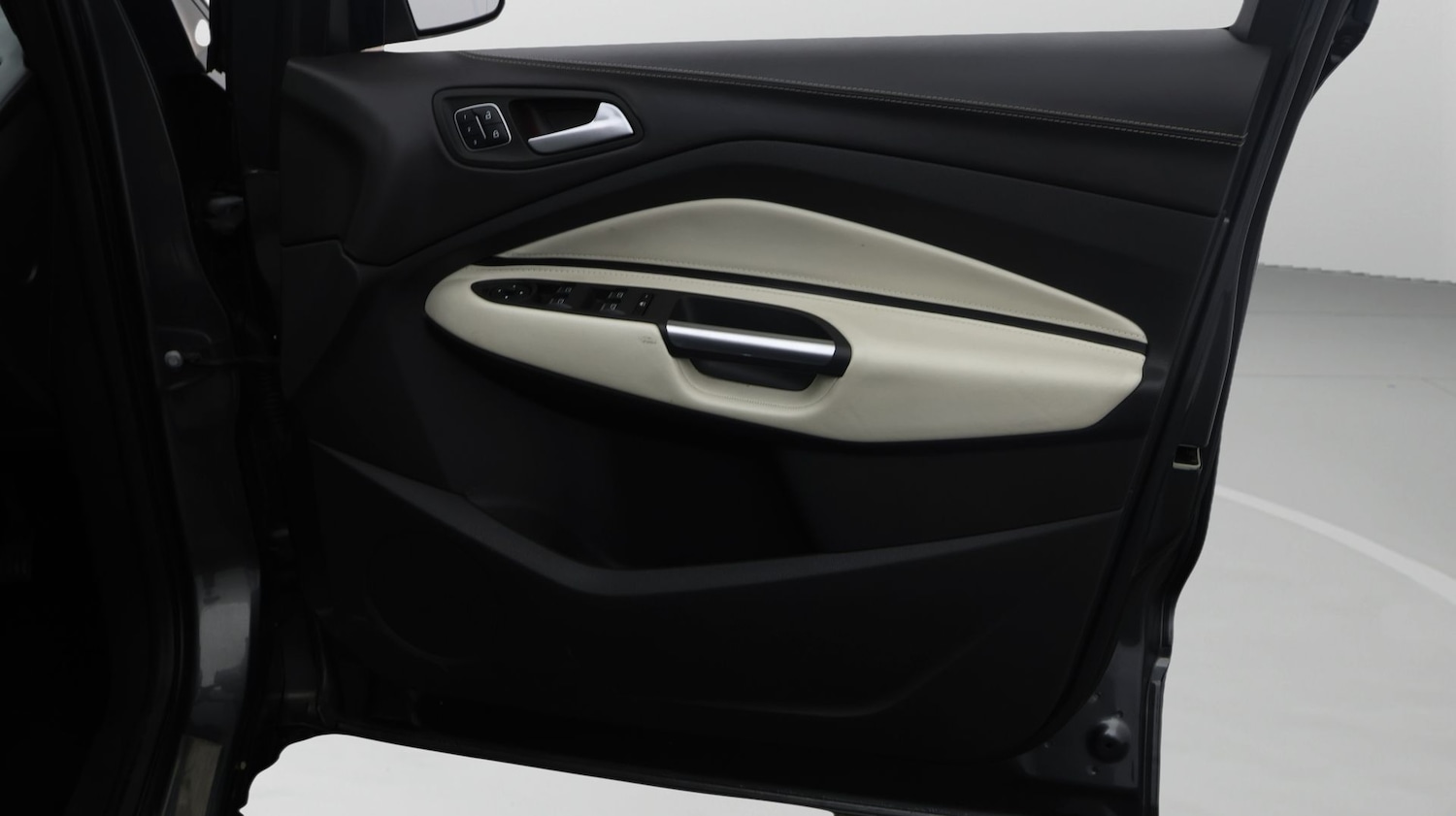 Used Ford Kuga 2019 for sale - 77231351: Photo 15