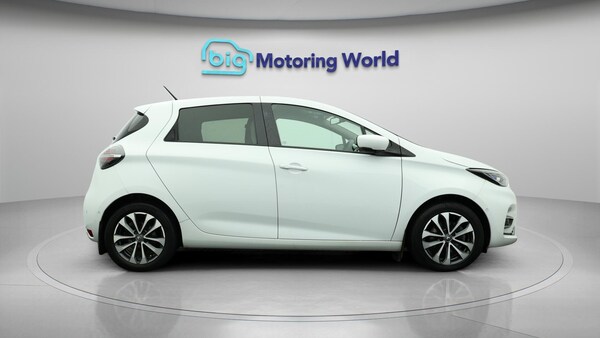 Used Renault Zoe 2022 for sale - 76166775: Photo 9