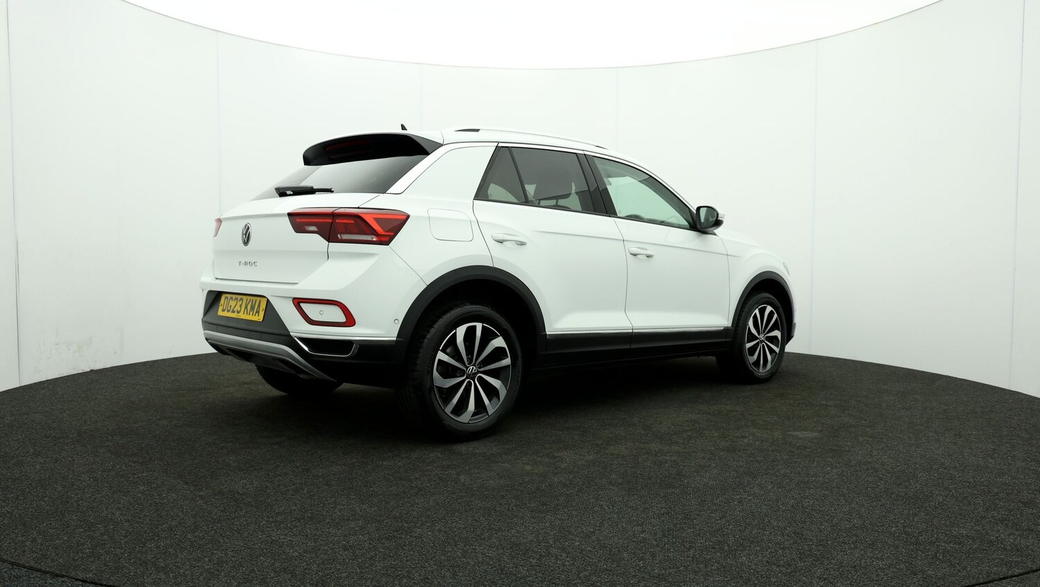 Used Volkswagen T-Roc for sale - 76811221: Photo 28