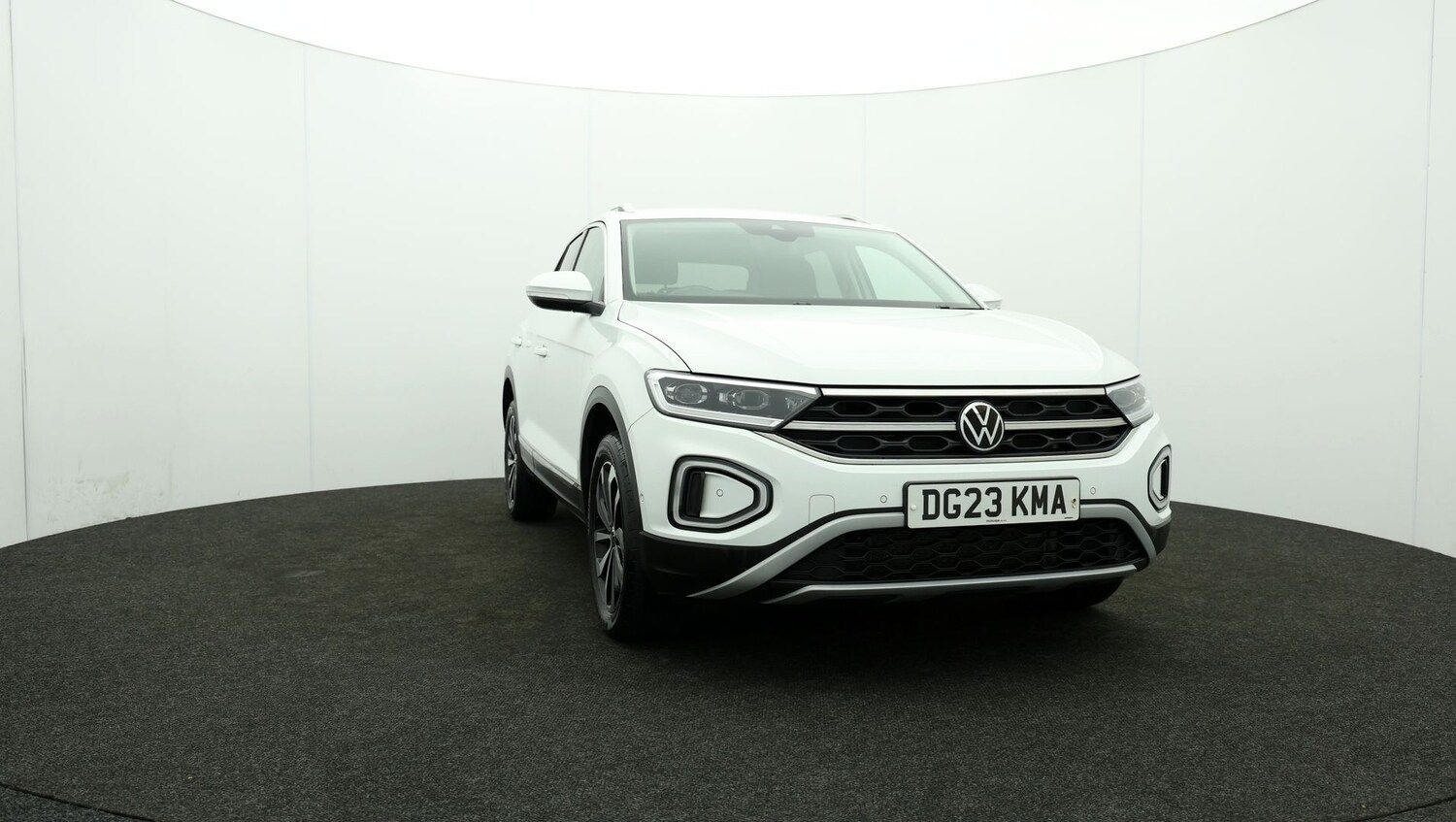 Used Volkswagen T-Roc for sale - 76811221: Photo 46