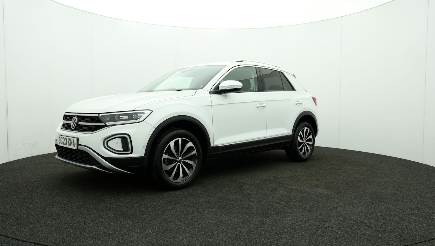 Used Volkswagen T-Roc for sale - 76811221: Photo 56