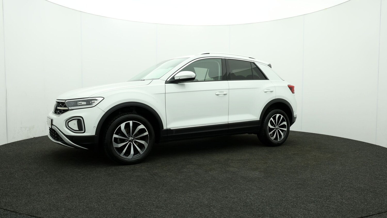 Used Volkswagen T-Roc for sale - 76811221: Photo 58