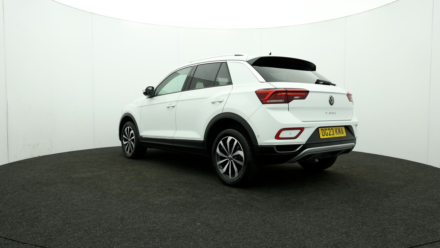 Used Volkswagen T-Roc for sale - 76811221: Photo 72