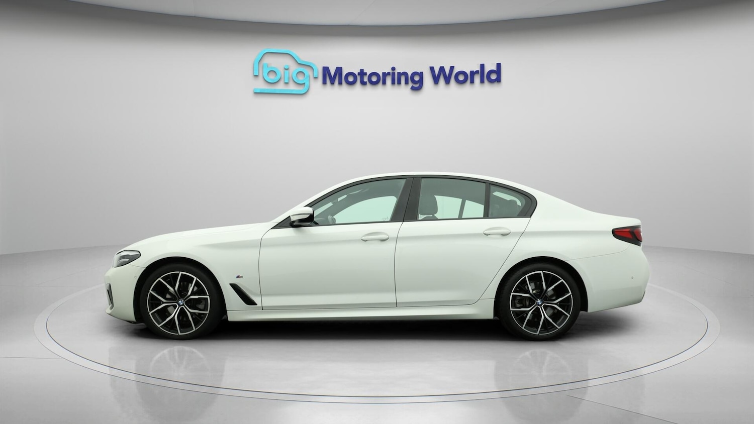 Used BMW 5 Series 2022 for sale - 76109233: Photo 4