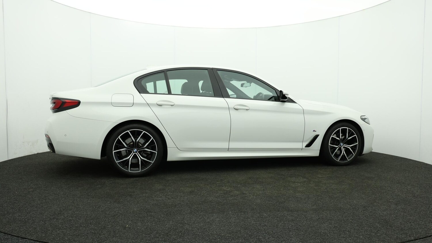 Used BMW 5 Series 2022 for sale - 76109233: Photo 42
