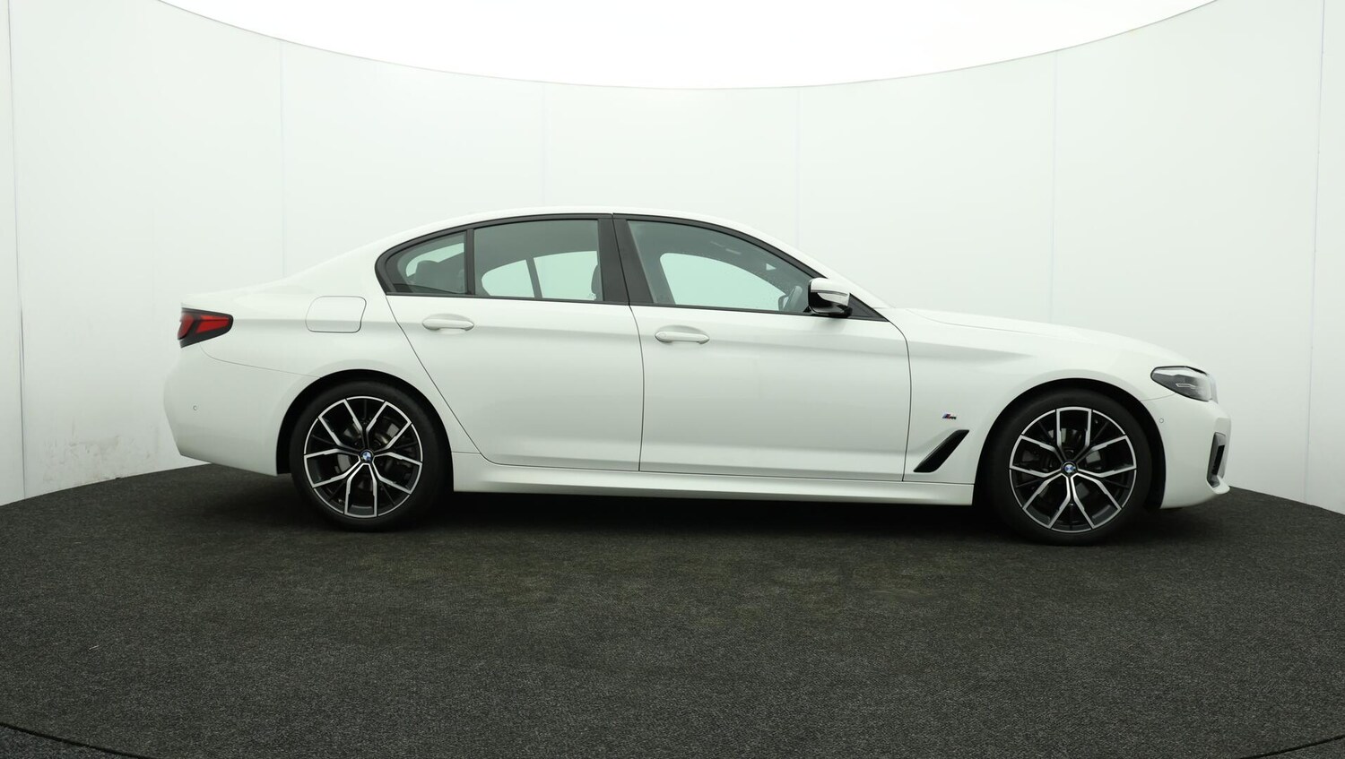 Used BMW 5 Series 2022 for sale - 76109233: Photo 45