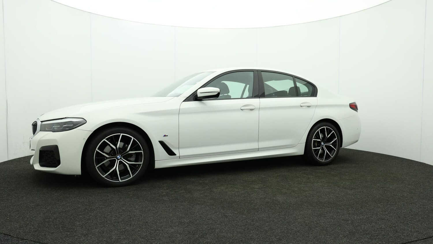 Used BMW 5 Series 2022 for sale - 76109233: Photo 69
