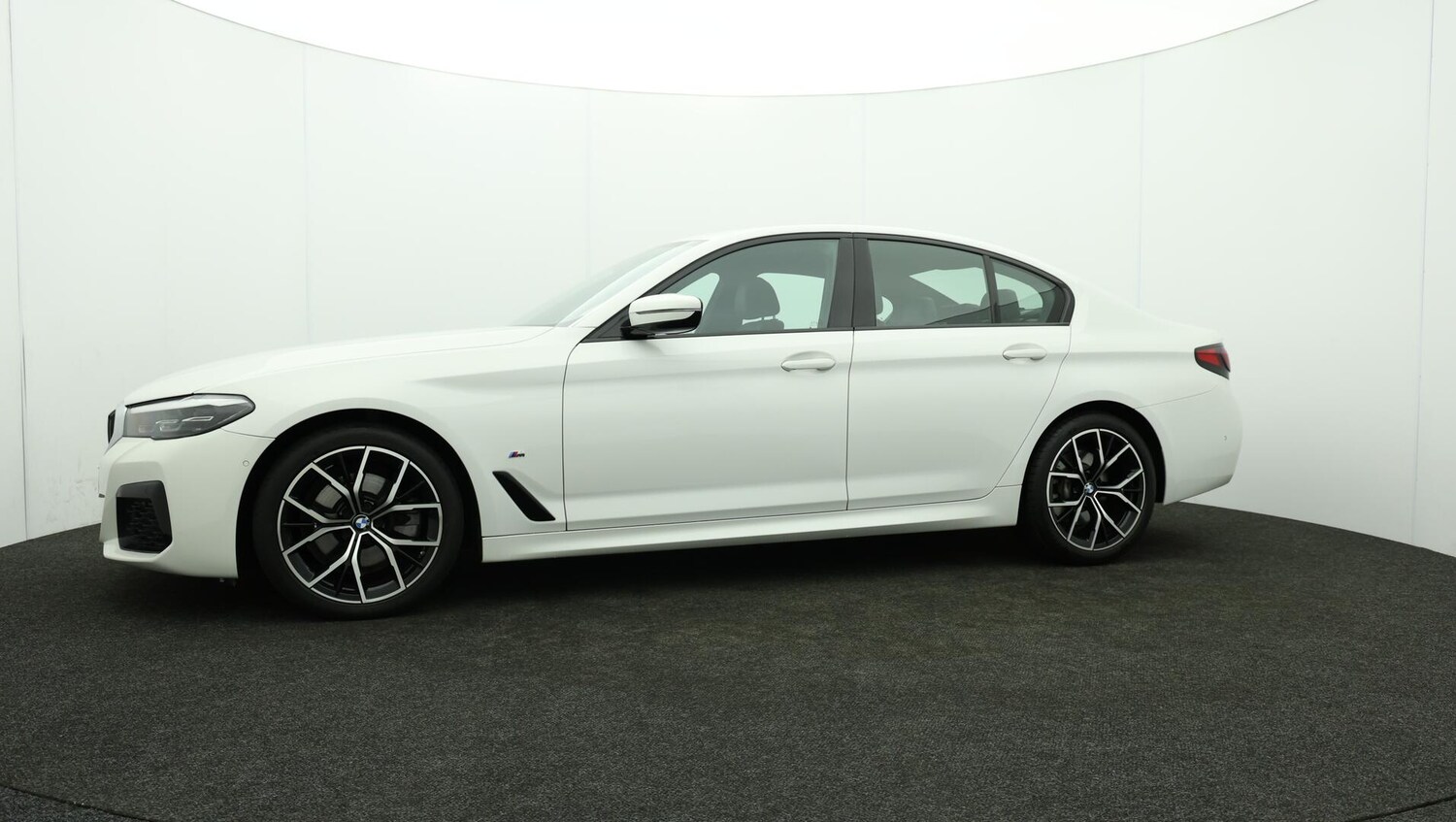 Used BMW 5 Series 2022 for sale - 76109233: Photo 71