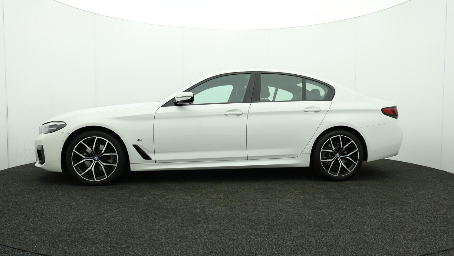 Used BMW 5 Series 2022 for sale - 76109233: Photo 73