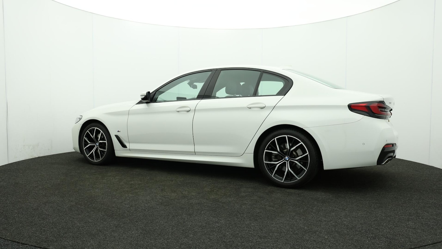 Used BMW 5 Series 2022 for sale - 76109233: Photo 78