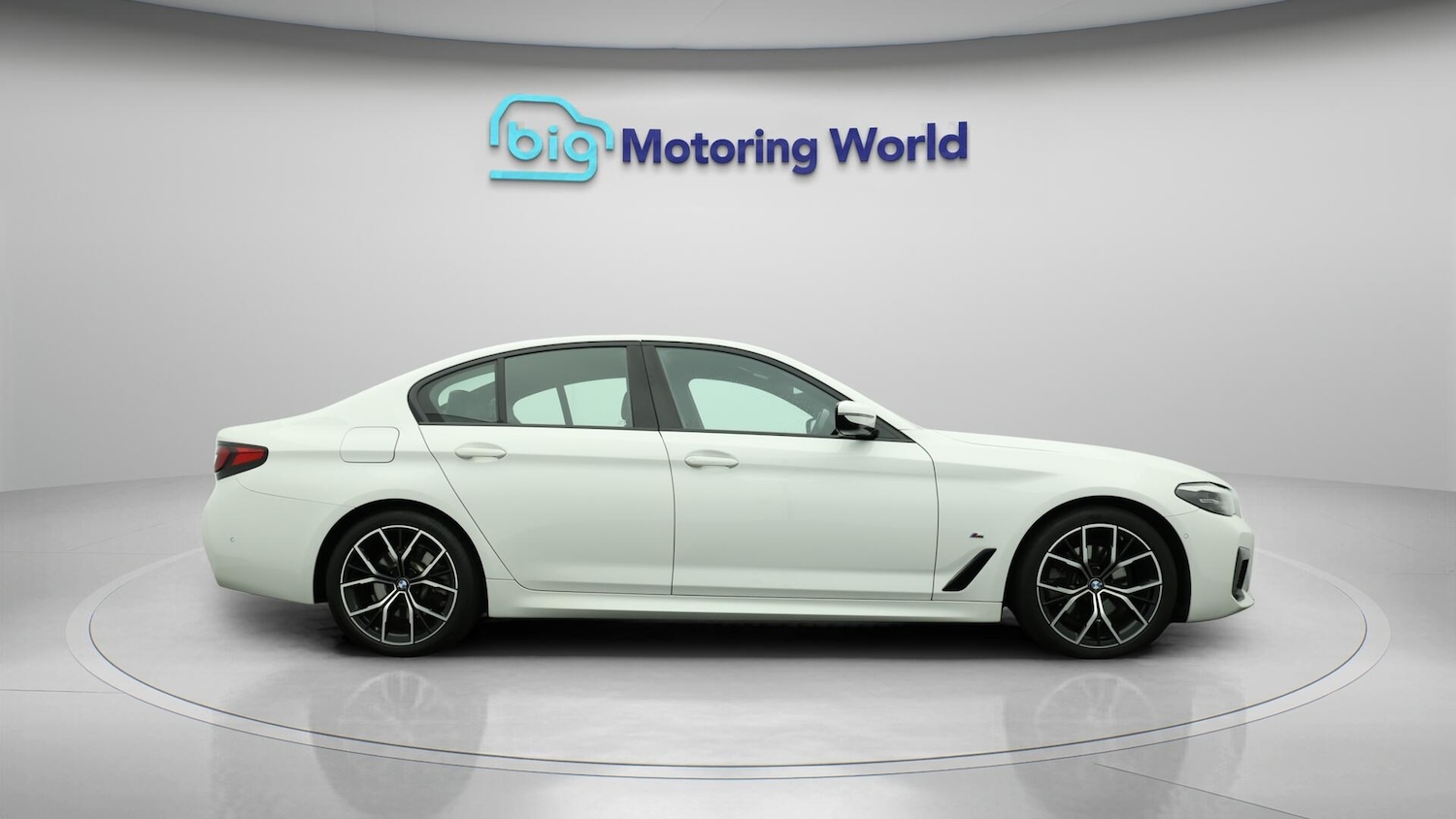 Used BMW 5 Series 2022 for sale - 76109233: Photo 8