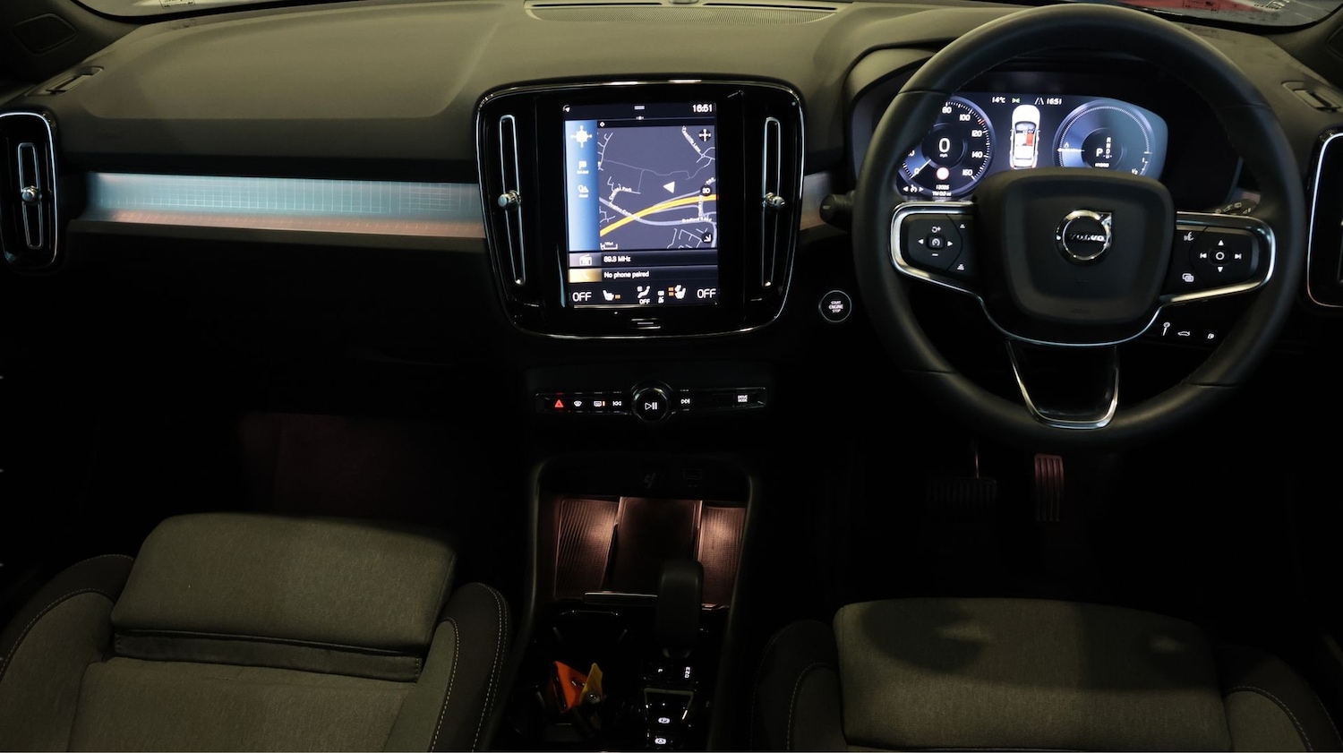 Used Volvo XC40 2022 for sale - 77610547: Photo 13