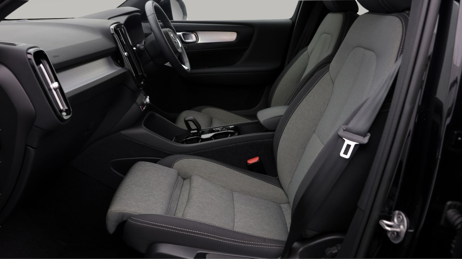 Used Volvo XC40 2022 for sale - 77610547: Photo 14