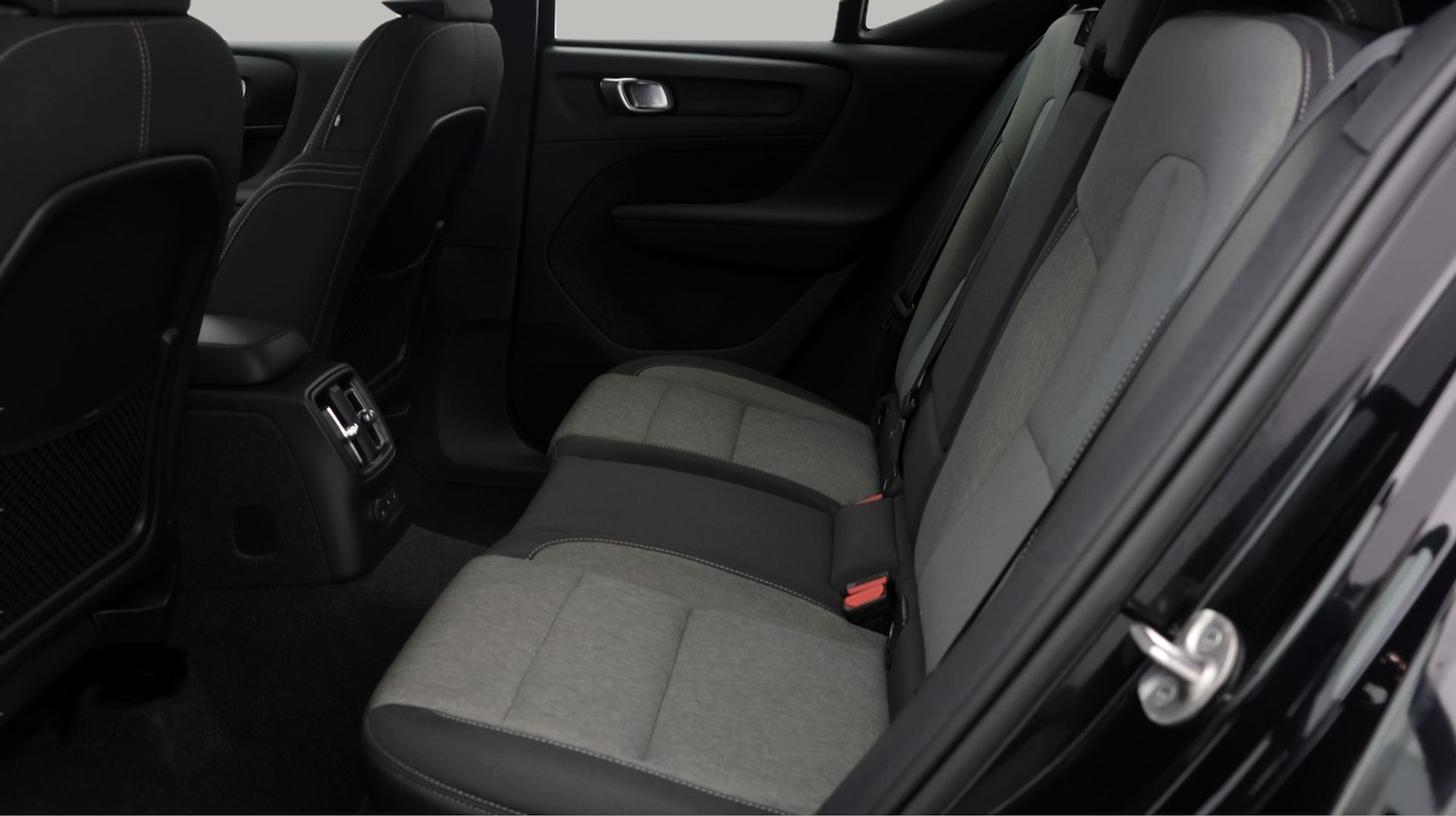 Used Volvo XC40 2022 for sale - 77610547: Photo 16