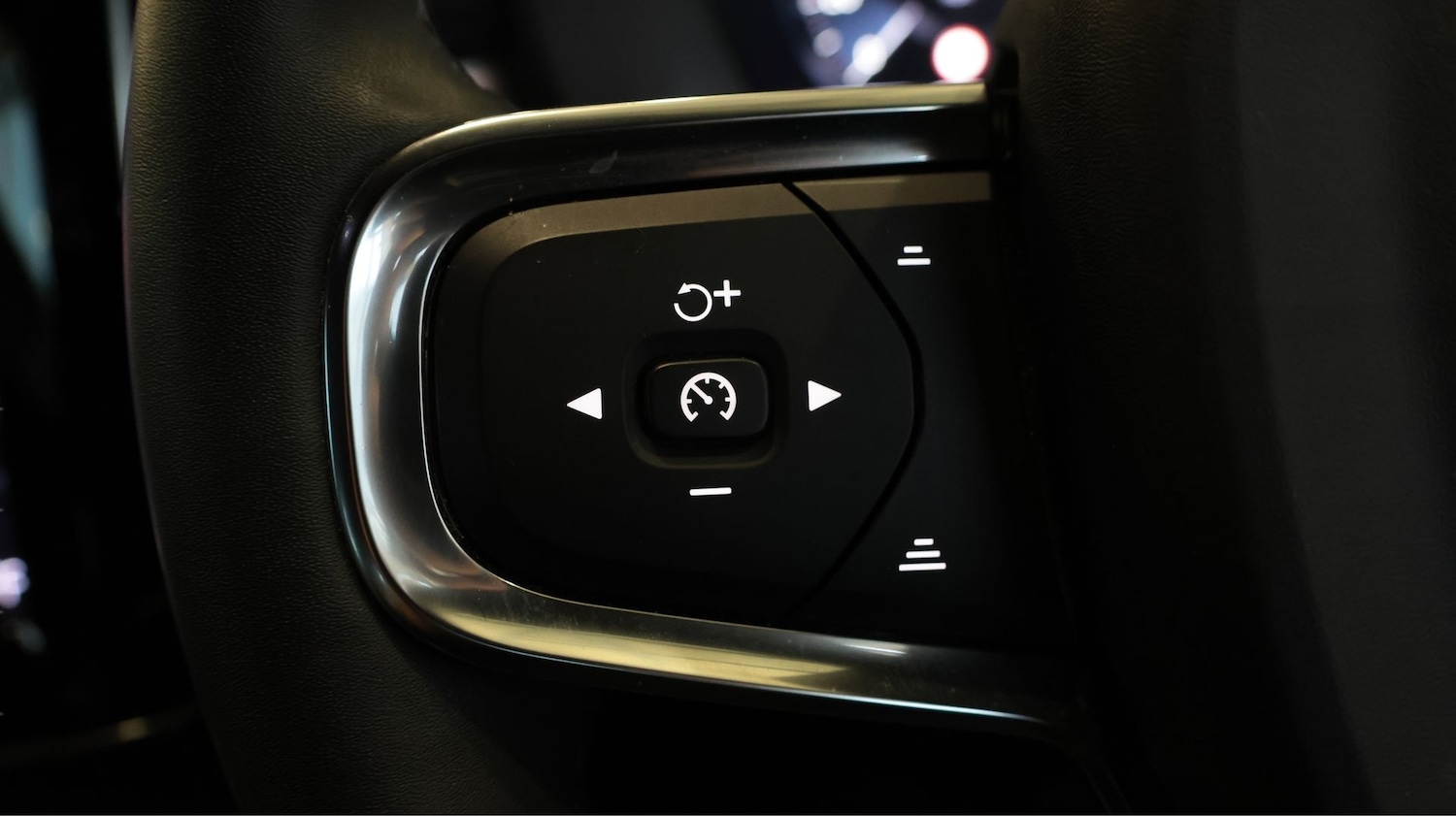 Used Volvo XC40 2022 for sale - 77610547: Photo 20