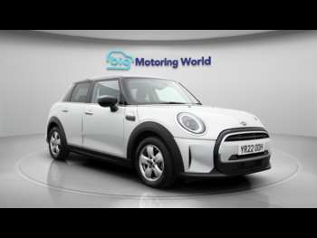 2022 (22) - 1.5 Cooper Classic Hatchback 5dr Petrol Steptronic Euro 6 (s/s) (136 ps)
