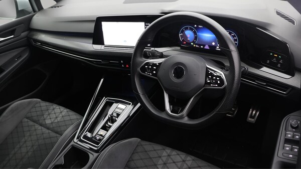 Used Volkswagen Golf 2022 for sale - 76284306: Photo 10